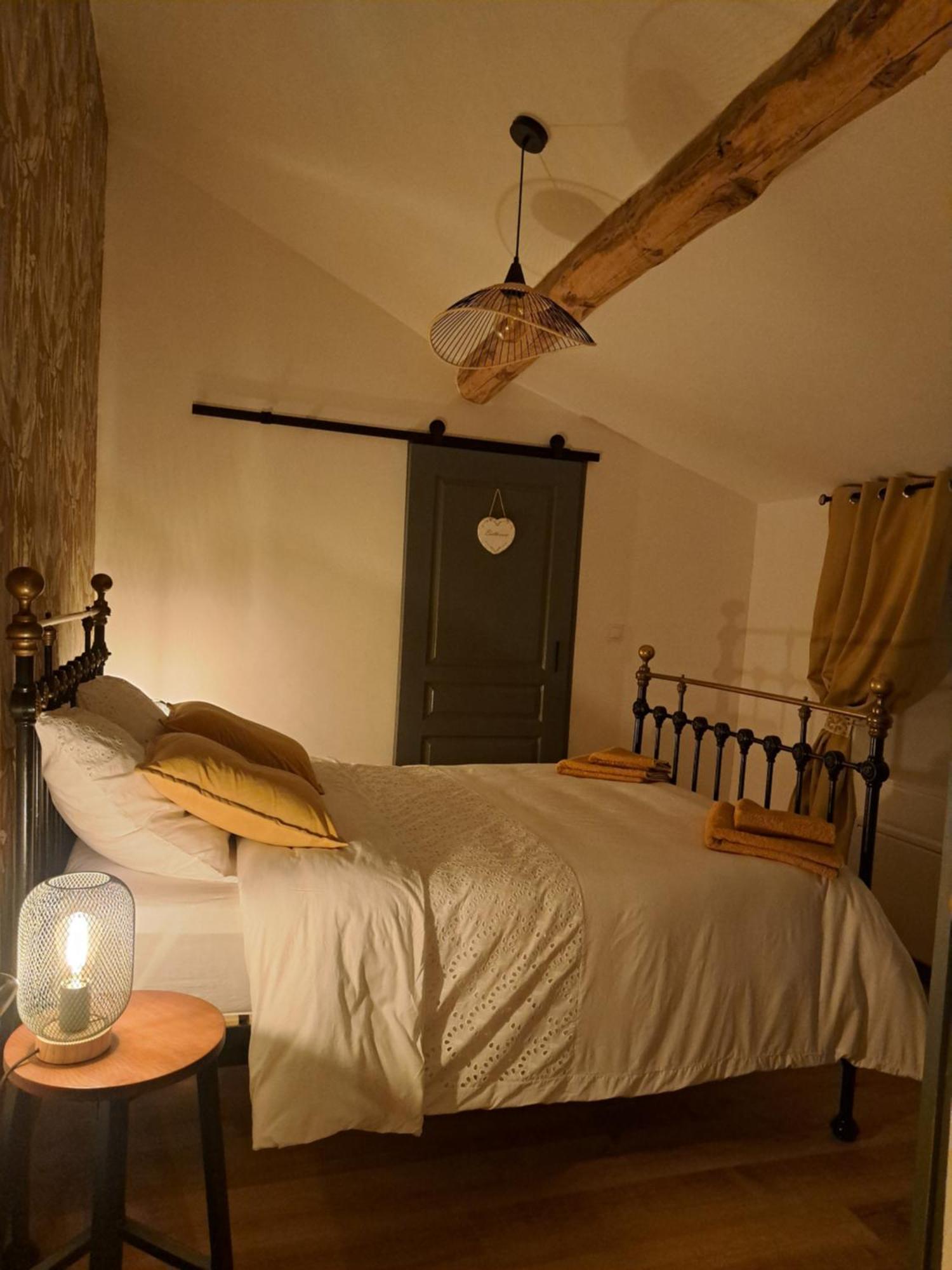 Lavallade12 Chambers D'Hotes Roussines Εξωτερικό φωτογραφία